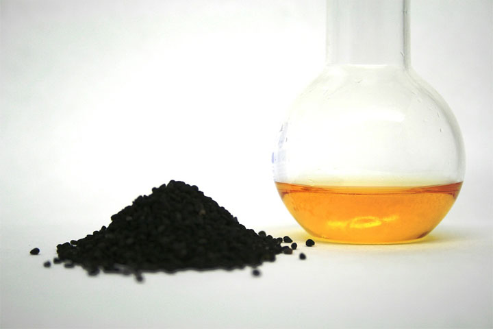 nigella-216510_1280